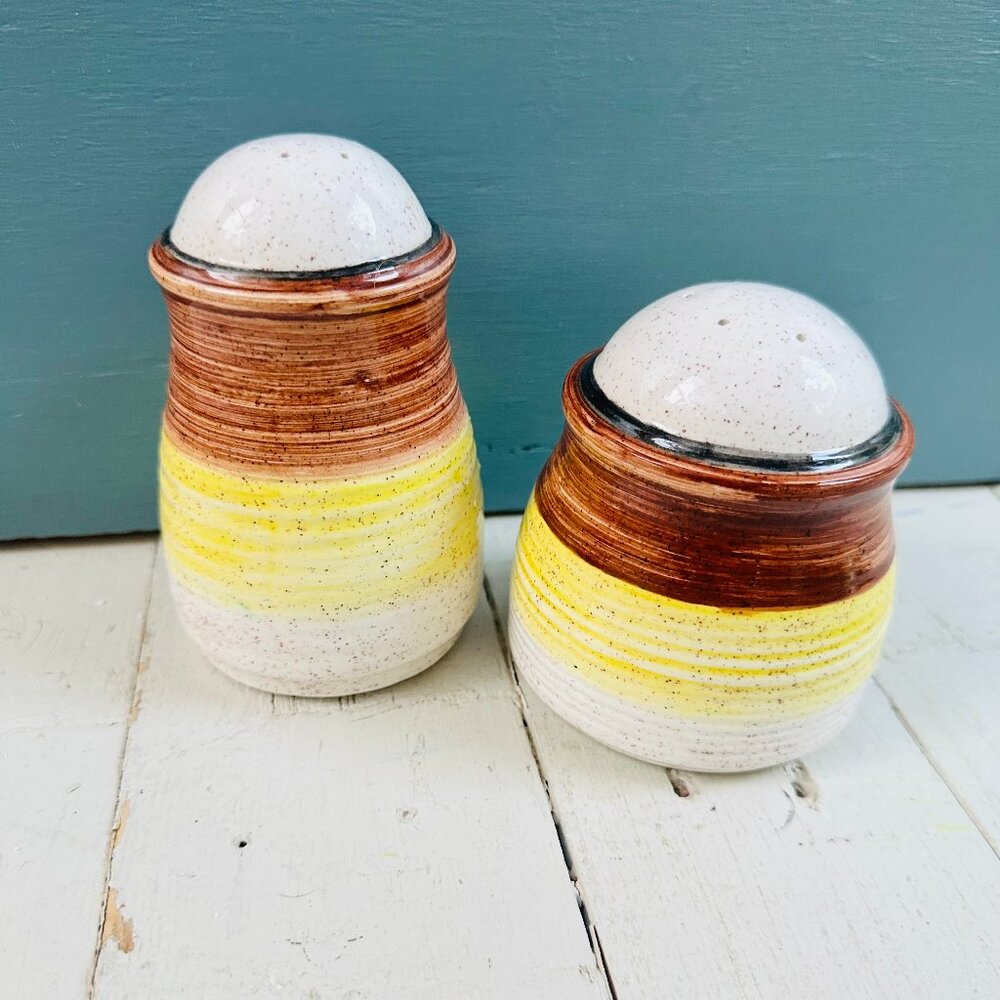 Vintage MCM Ceramic Salt Pepper Shakers Brown Yellow Ombre Speckled